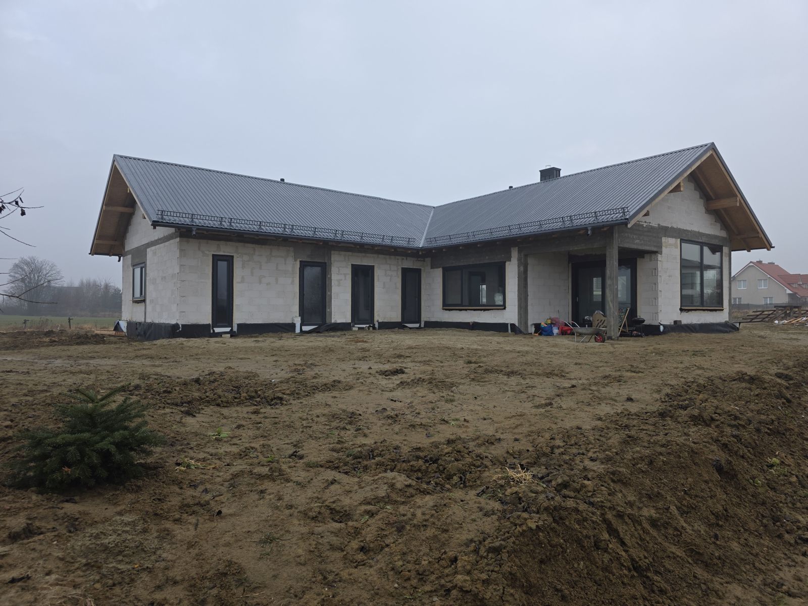 Nowo wybudowany dom w Różynach