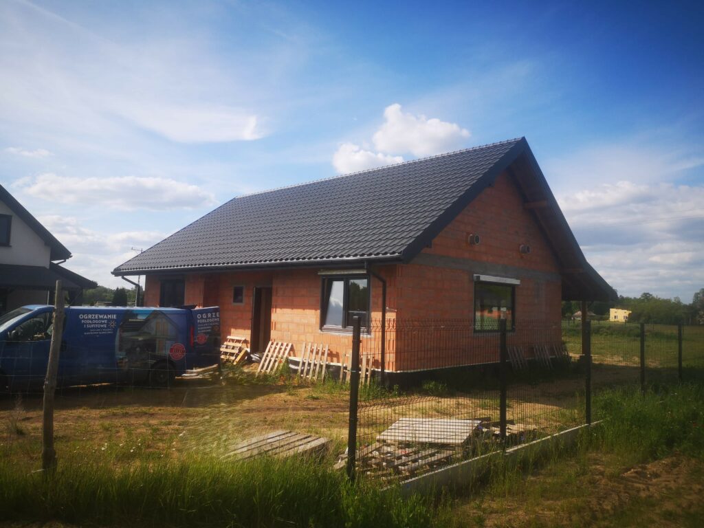 Realizacja Nowy budynek w Nowej Suchej | Samurio.pl