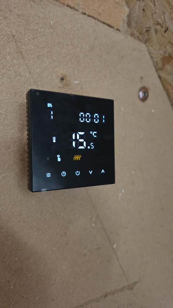 Dwa domy z Bali w Budach Brodzkich