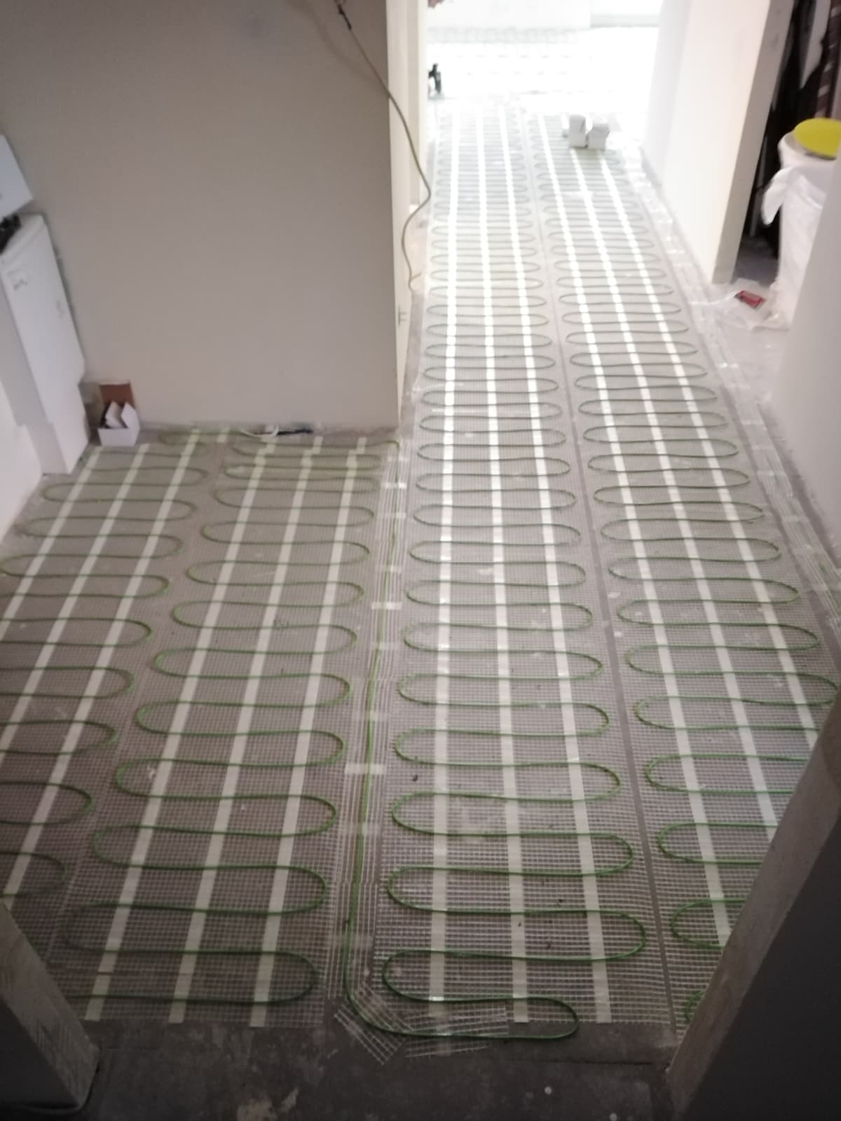 Ogrzewanie matami grzewczymi w Łomnej-Lesie