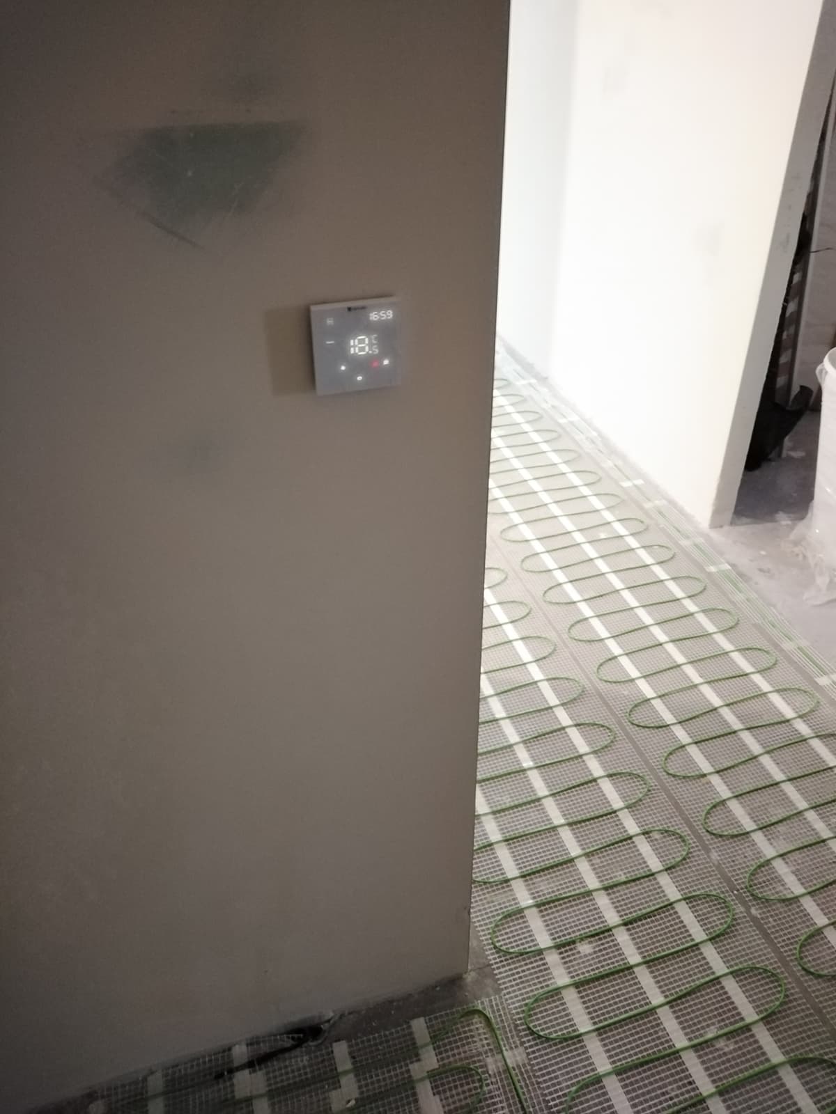 Ogrzewanie matami grzewczymi w Łomnej-Lesie