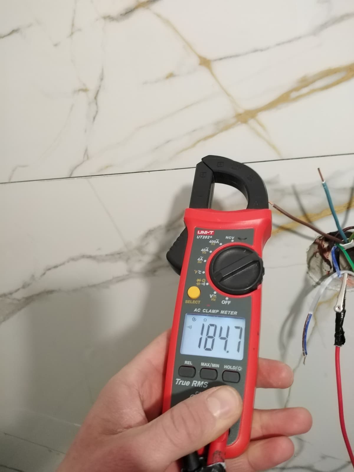 Ogrzewanie matami grzewczymi w Łomnej-Lesie