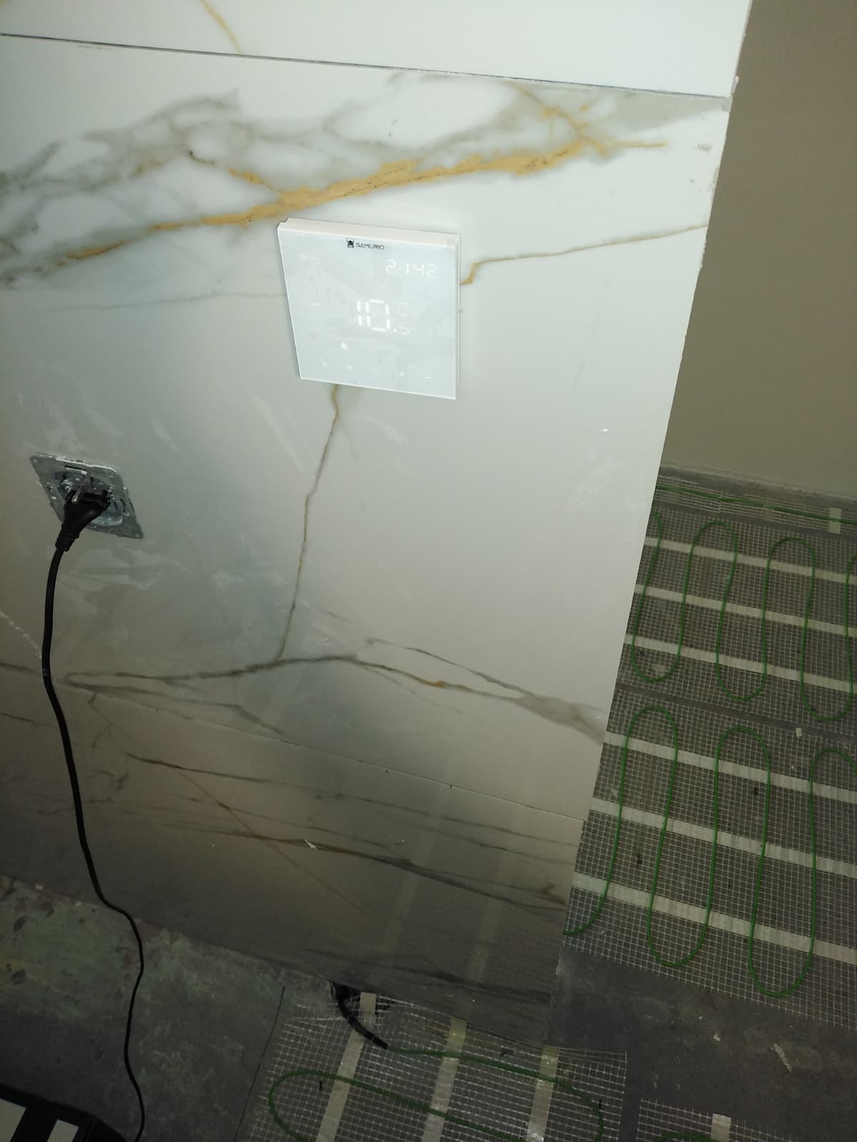 Ogrzewanie matami grzewczymi w Łomnej-Lesie