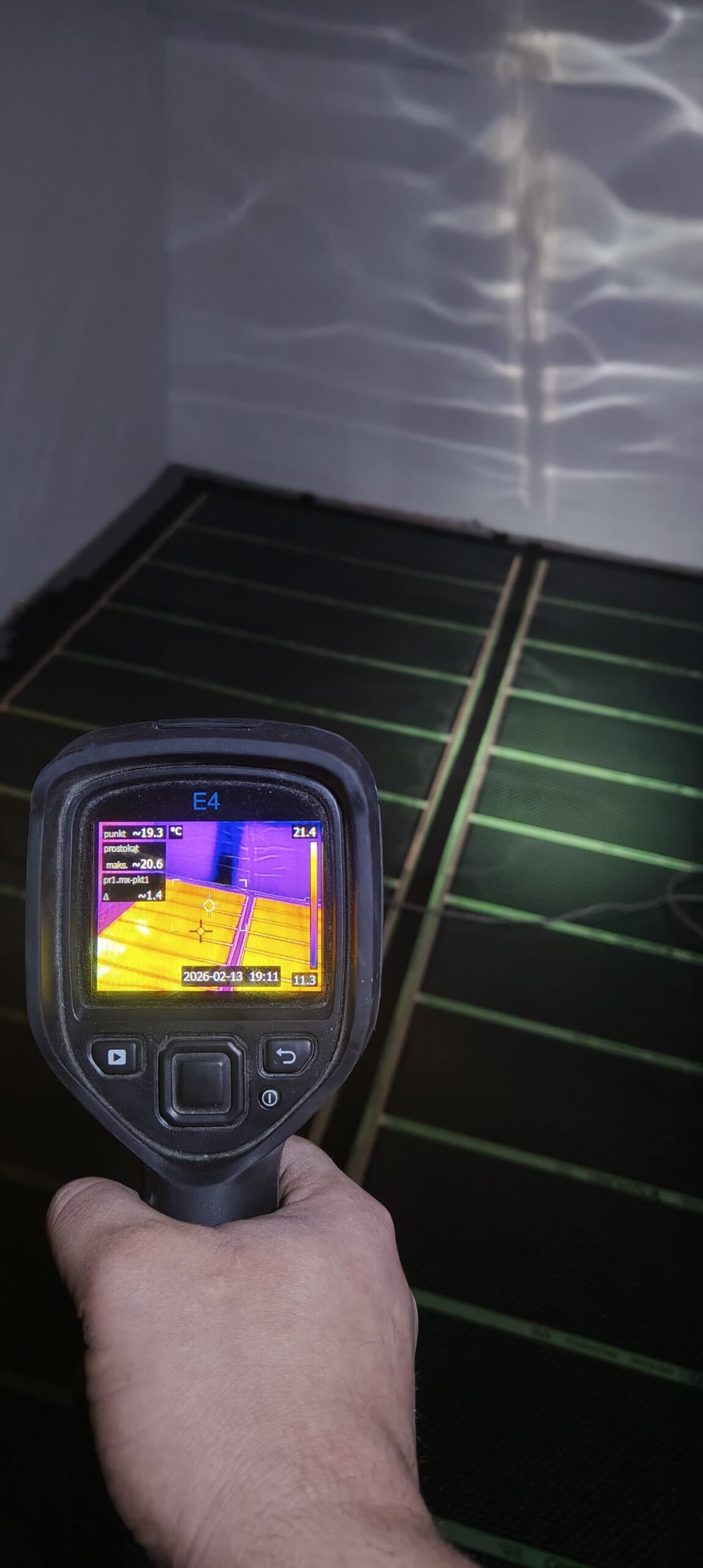 Ogrzewanie foliami grzewczymi w Smołdzinie