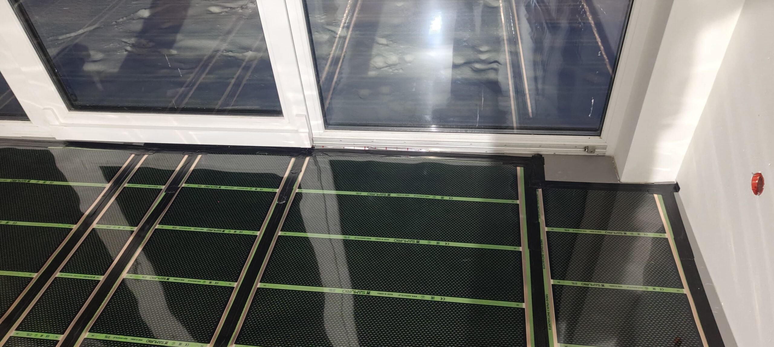 Ogrzewanie foliami grzewczymi w Smołdzinie