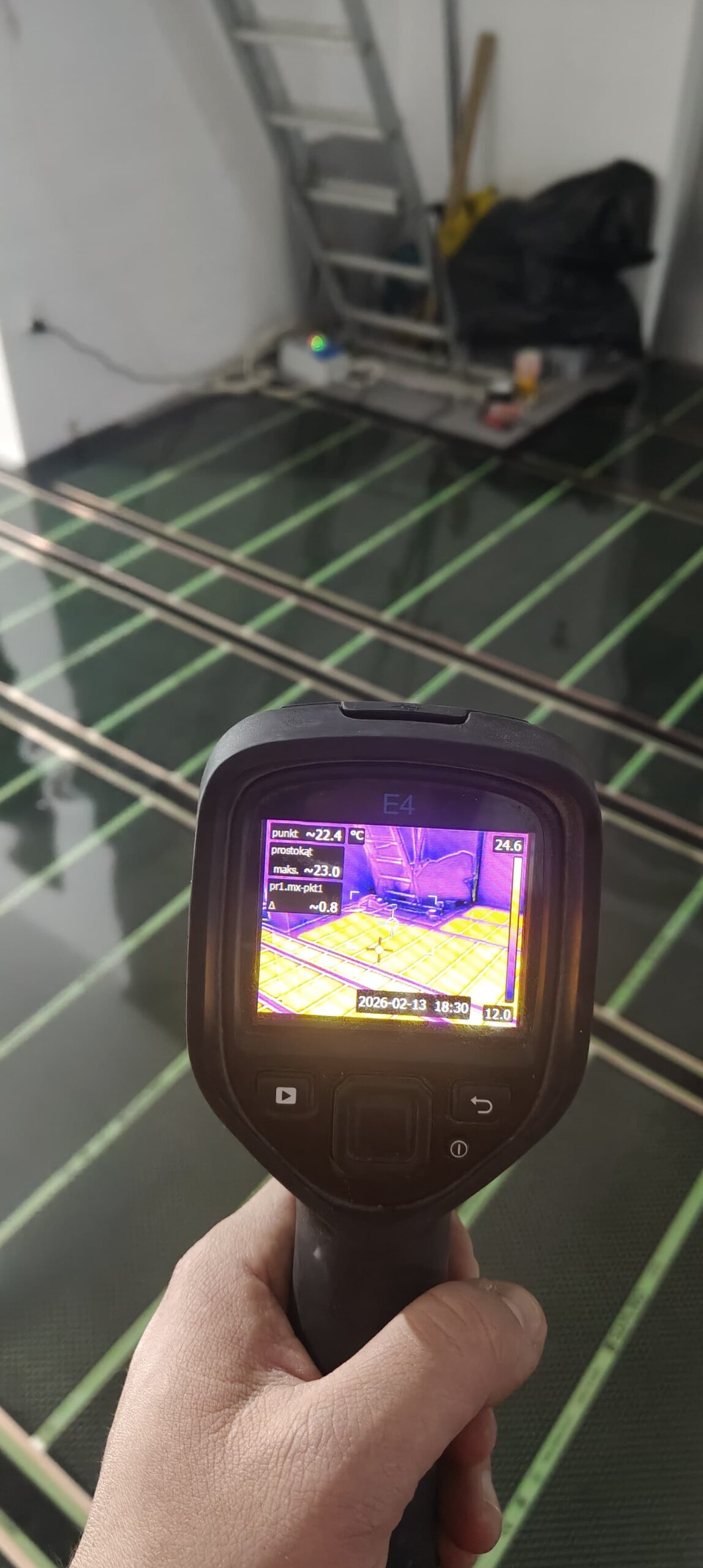 Ogrzewanie foliami grzewczymi w Smołdzinie