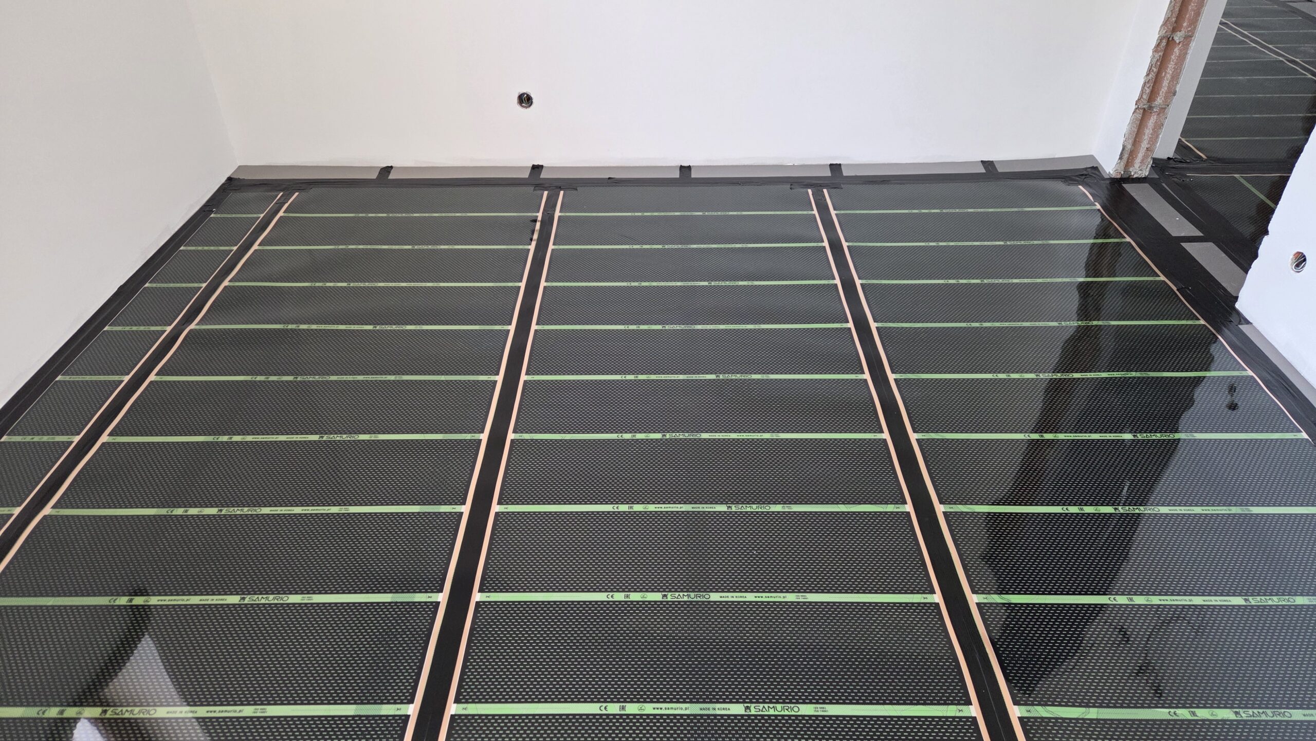 Ogrzewanie bezpośrednie w dużym domu w Dybkowie