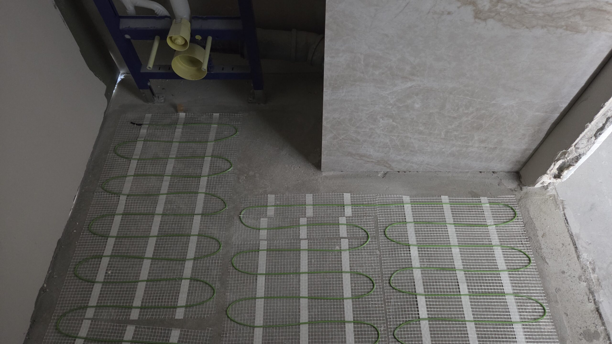 Łazienki z ogrzewaniem bezpośrednim w Krakowie