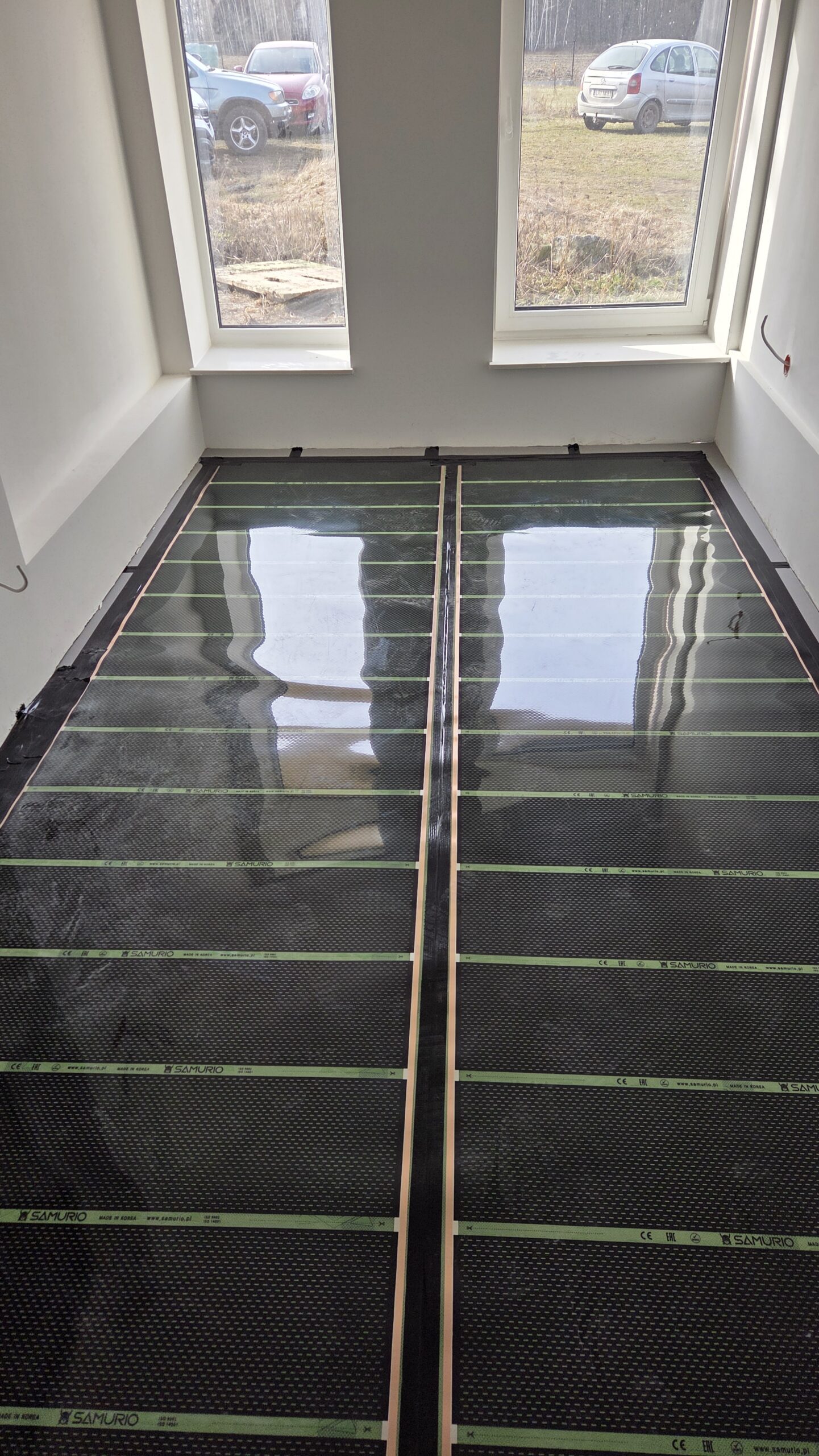 Nowy dom z ogrzewaniem bezpośrednim w Trojanowie