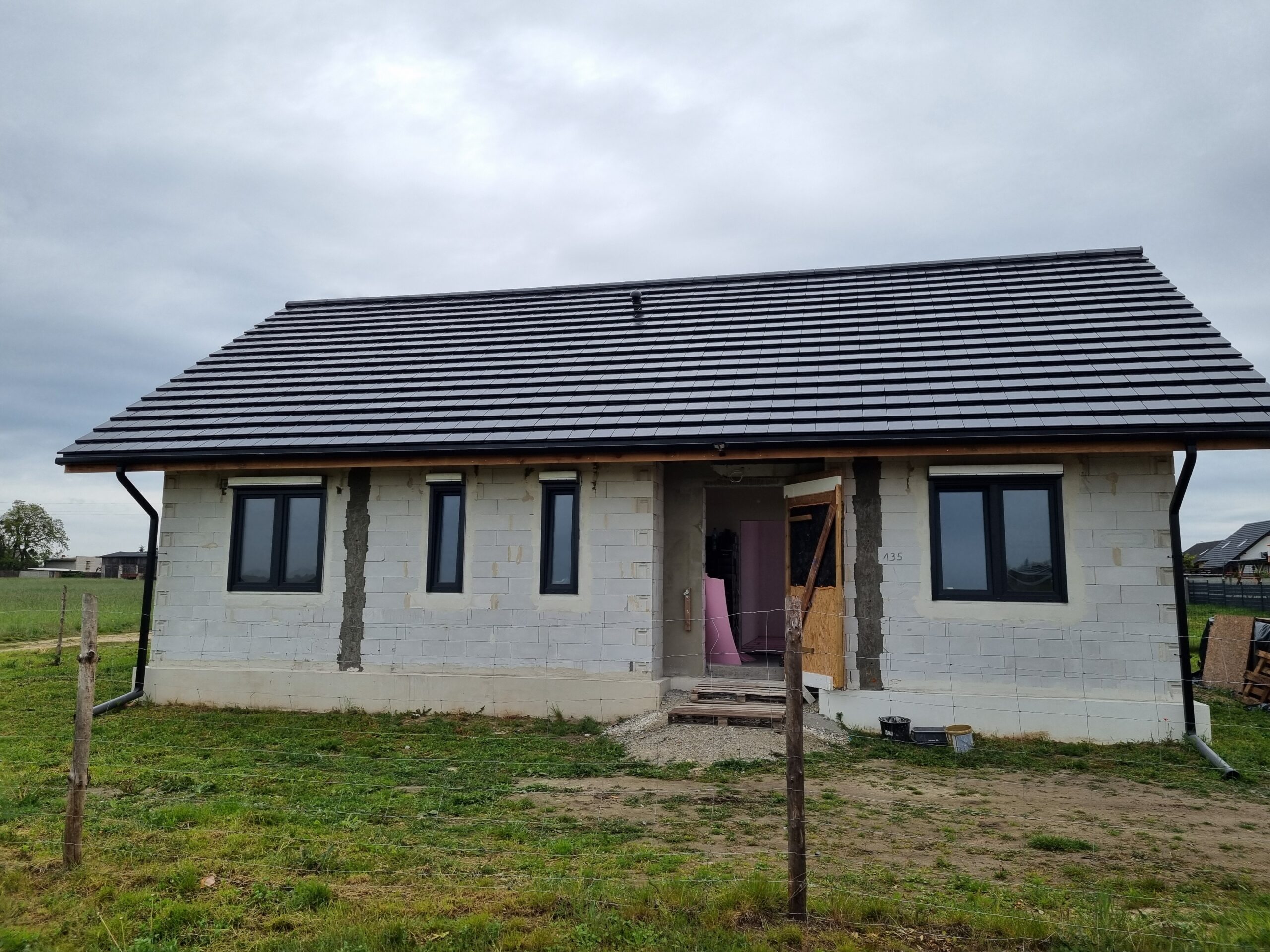 Ogrzewanie na foliach i matach grzewczych w Uścikowie