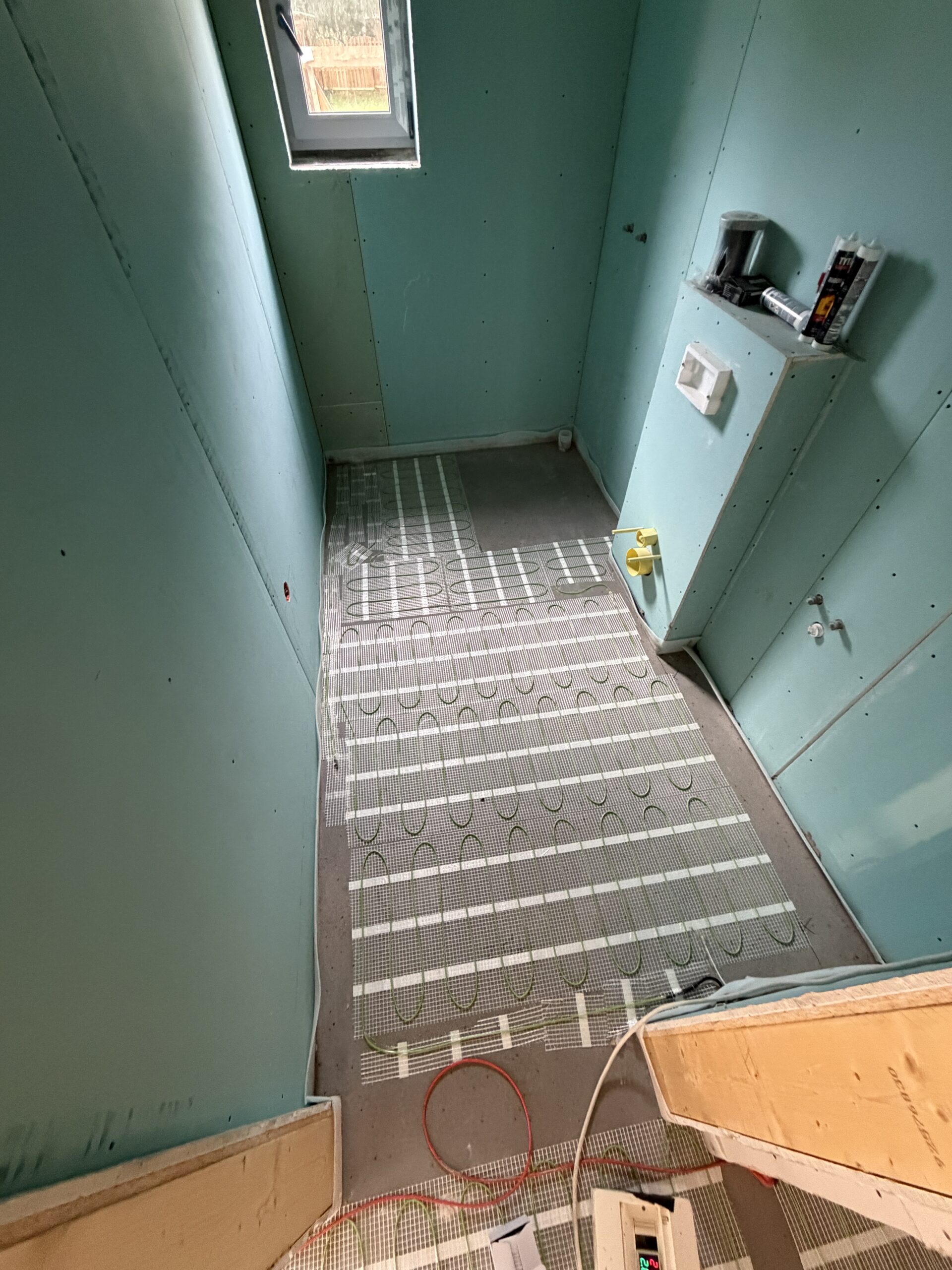 Dom blisko 90 m² w Otorowie z ogrzewaniem opartym na foliach i matach grzewczych