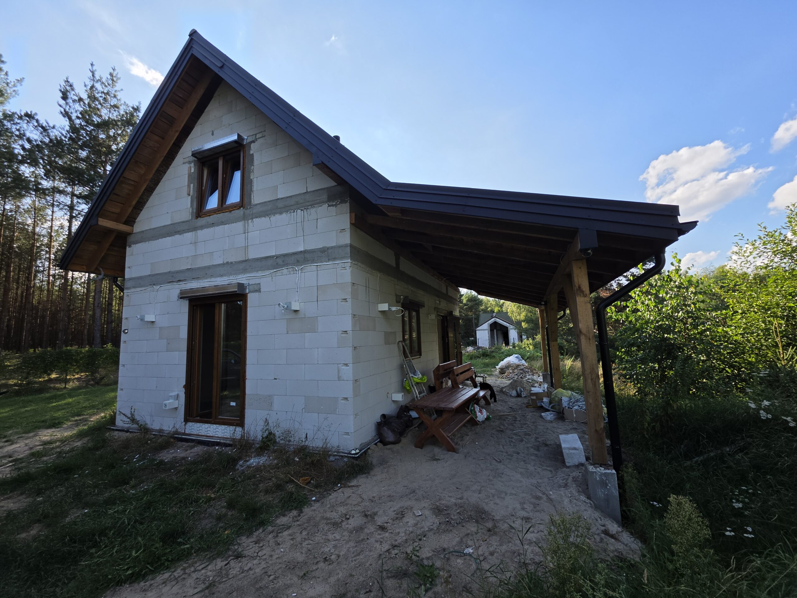 Kable grzewcze w nowym domu jednorodzinnym o powierzchni 74 m² w Legionowie