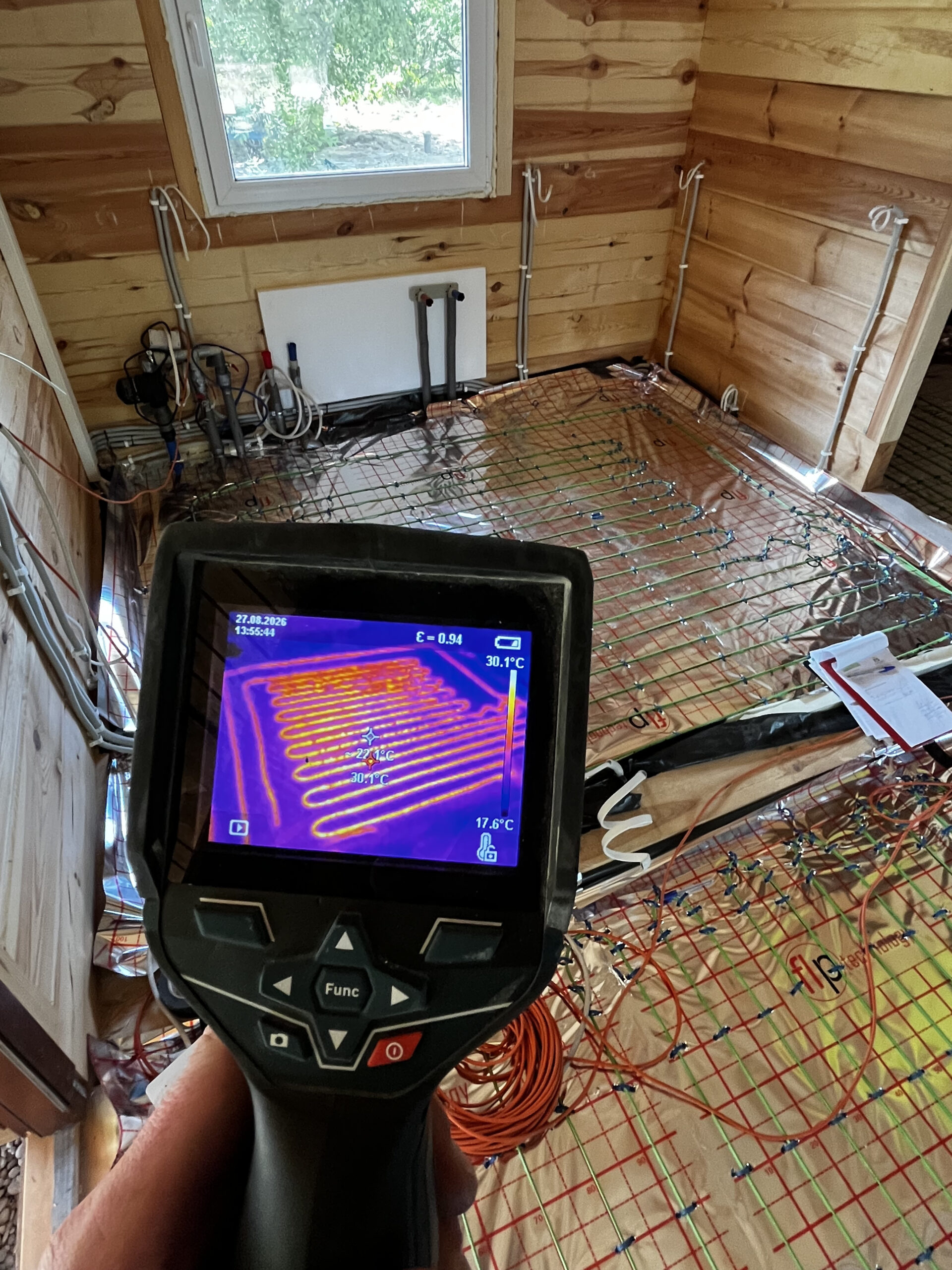 Kable grzewcze w drewnianym domu o powierzchni 40 m² w Skrudzie