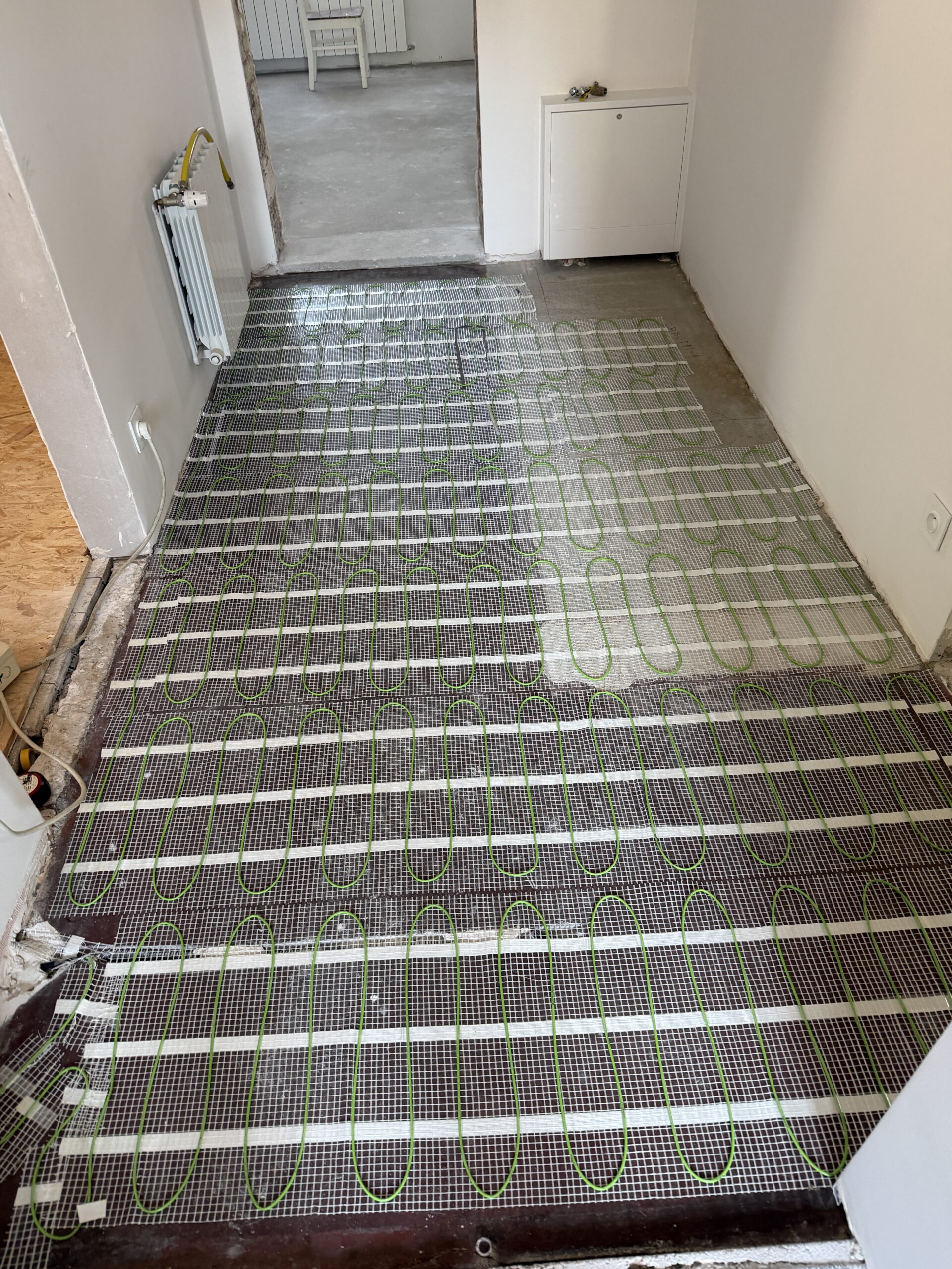 Ogrzewanie elektryczne jednego pomieszczenia w Śmiglu z wykorzystaniem mat grzewczych