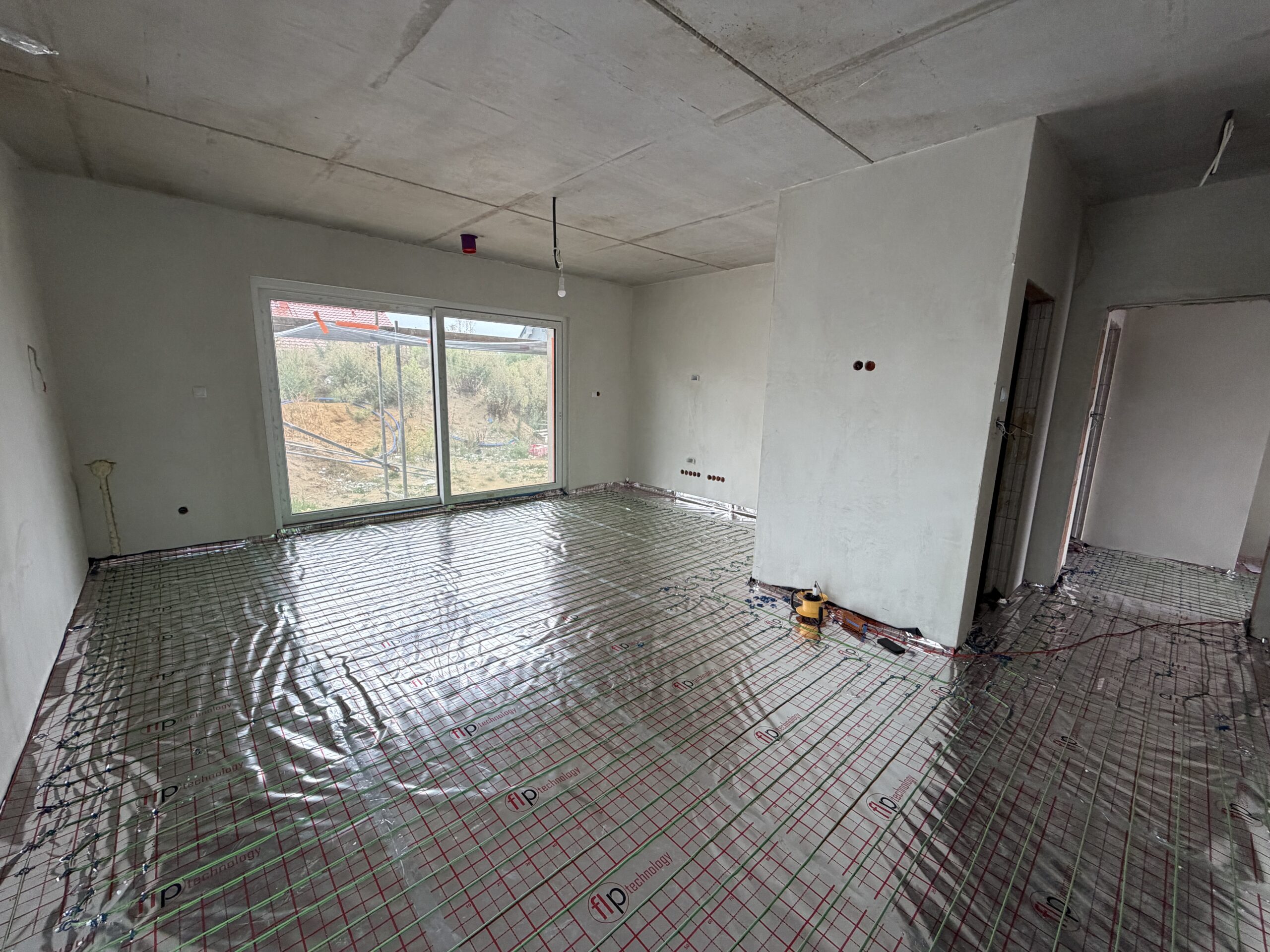Ponad 200 m² ogrzewania akumulacyjnego w Zębicach. Realizacja w dwóch etapach