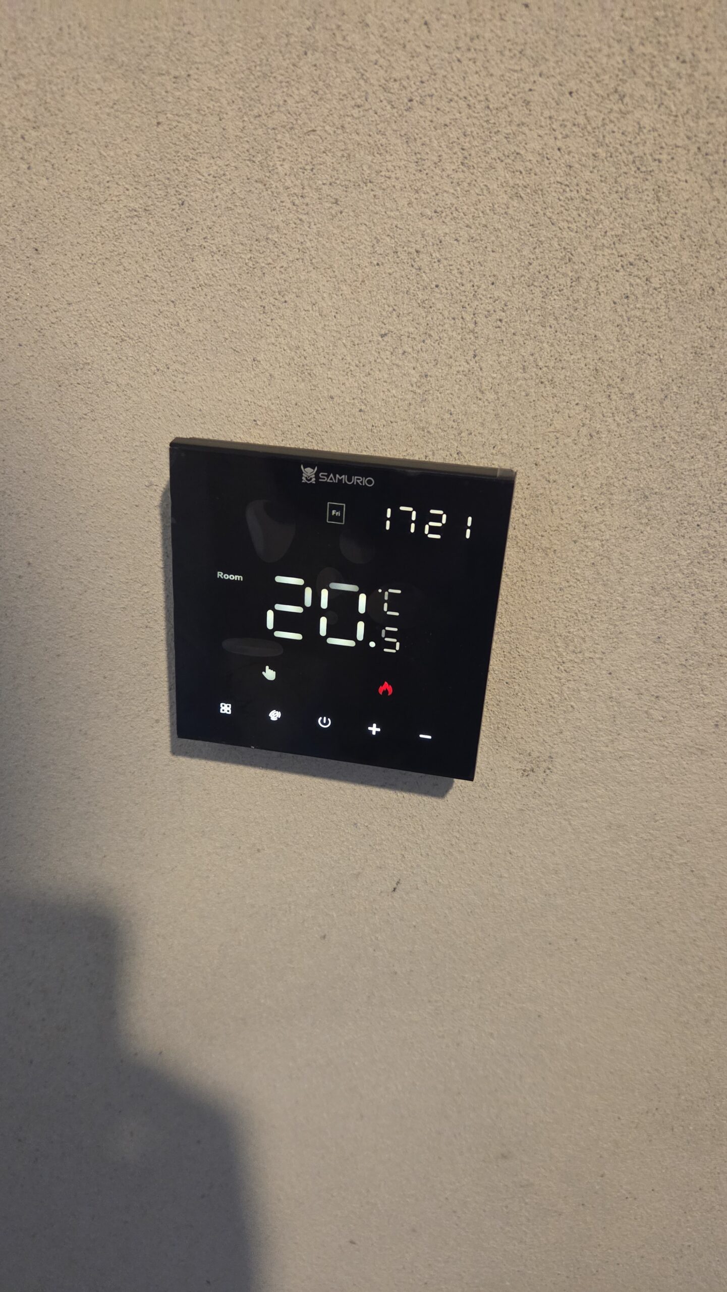 Folie i maty grzewcze w domu jednorodzinnym w Woli Zarczyckiej